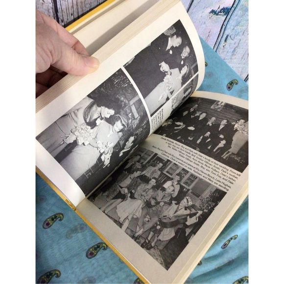 1979 The Story of Roy Rogers and Dale Evans “Happy Trails” - Picture 9 of 16